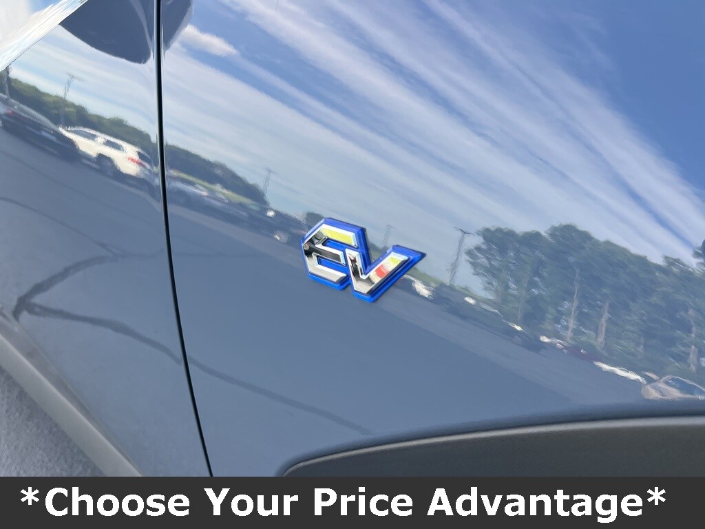 2024 Subaru Solterra Limited photo 2