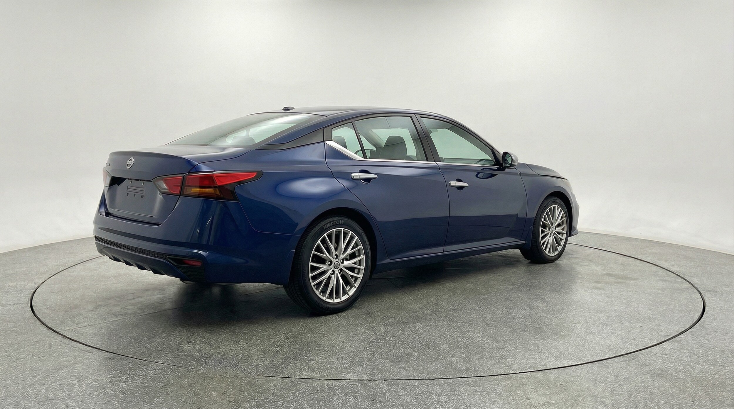 Thumbnail: 2025 Nissan Altima - 7