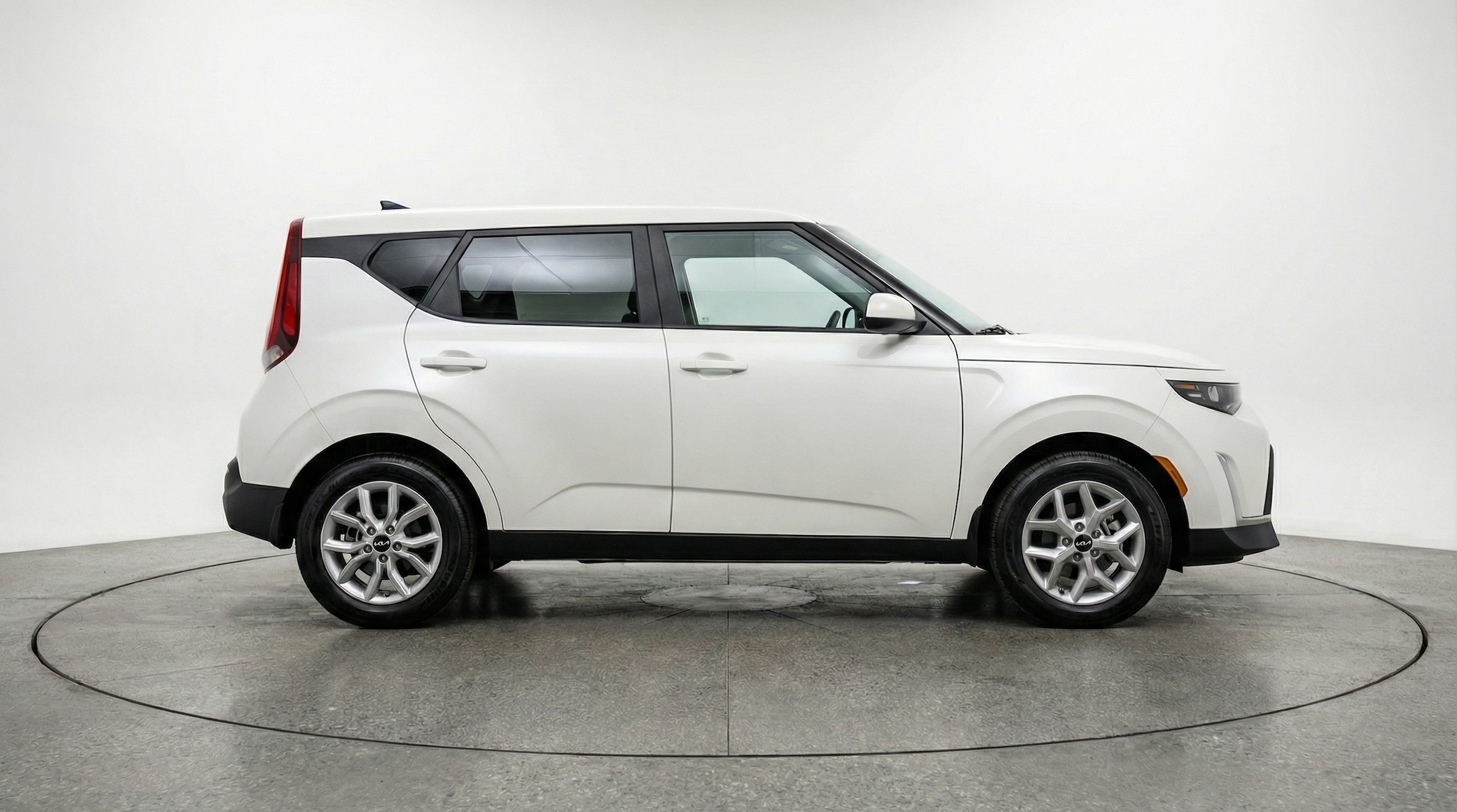 Thumbnail: 2025 Kia Soul - 8