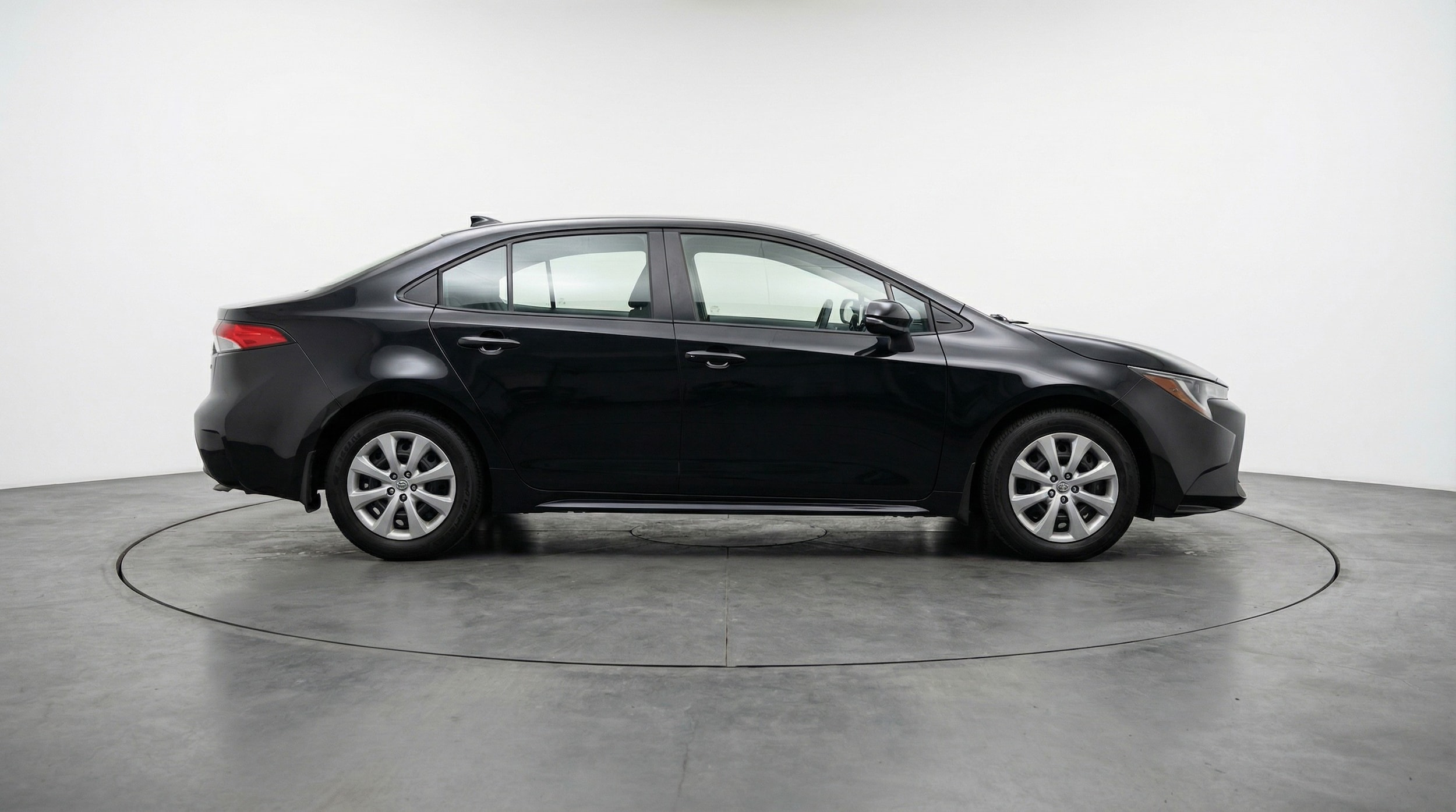 Thumbnail: 2025 Toyota Corolla - 8