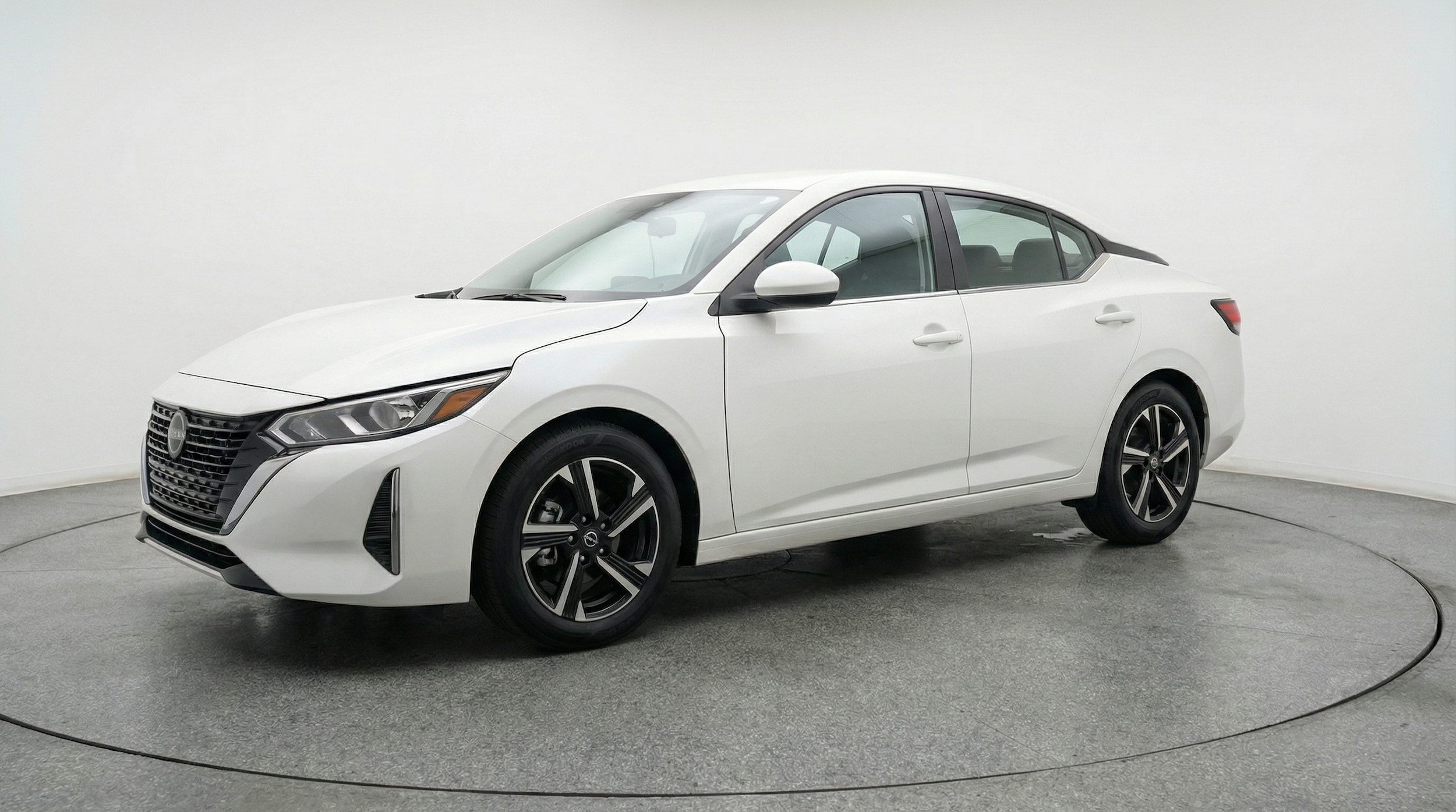 Thumbnail: 2025 Nissan Sentra - 3