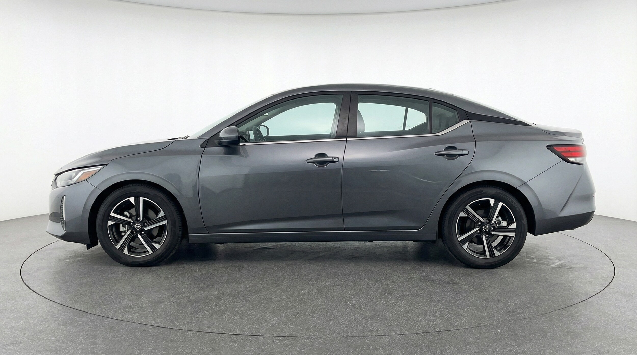 Thumbnail: 2025 Nissan Sentra - 4