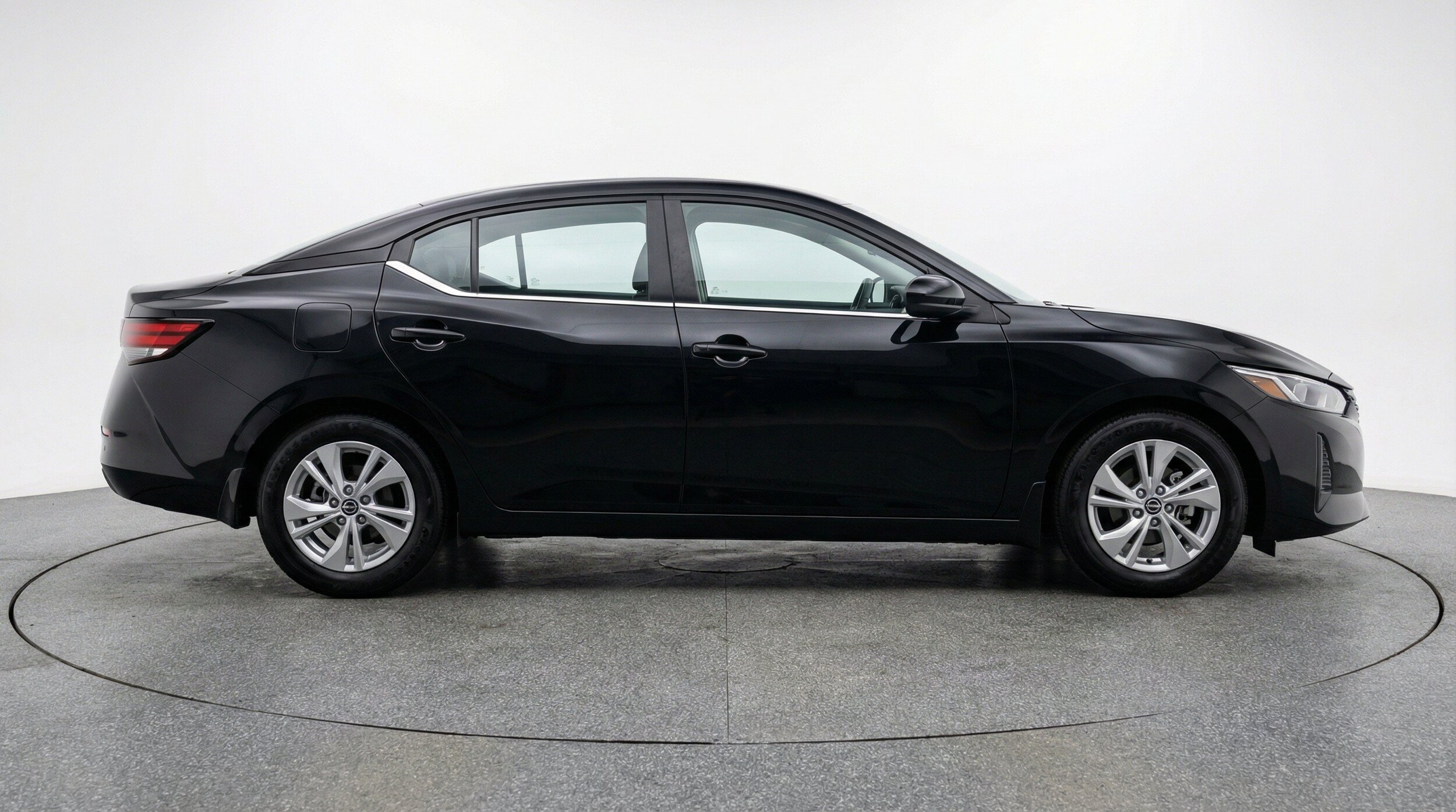 Thumbnail: 2025 Nissan Sentra - 11