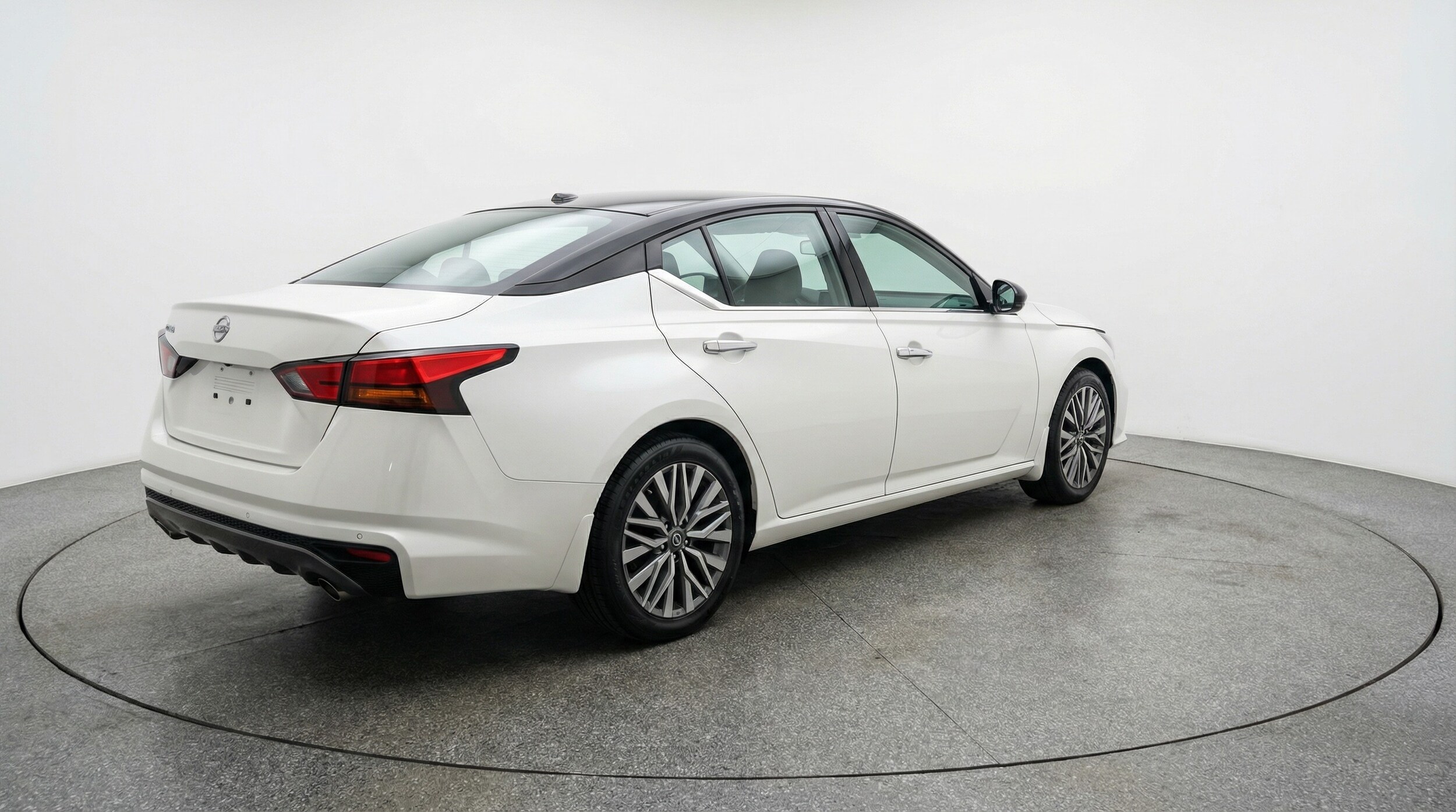 Thumbnail: 2025 Nissan Altima - 7