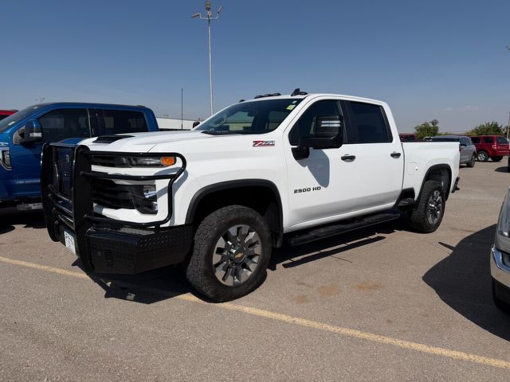 Used 2024 Chevrolet Silverado 2500 HD Custom Truck Crew Cab