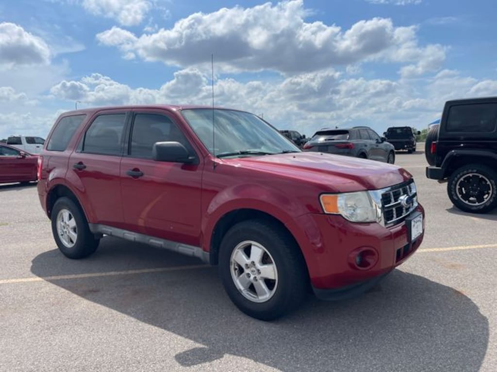 Used 2011 Ford Escape XLS SUV