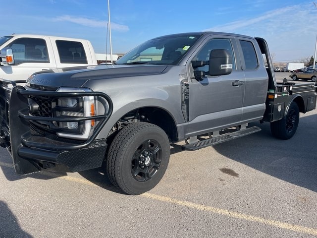 2023 Ford F-250 Super Duty XL's photo