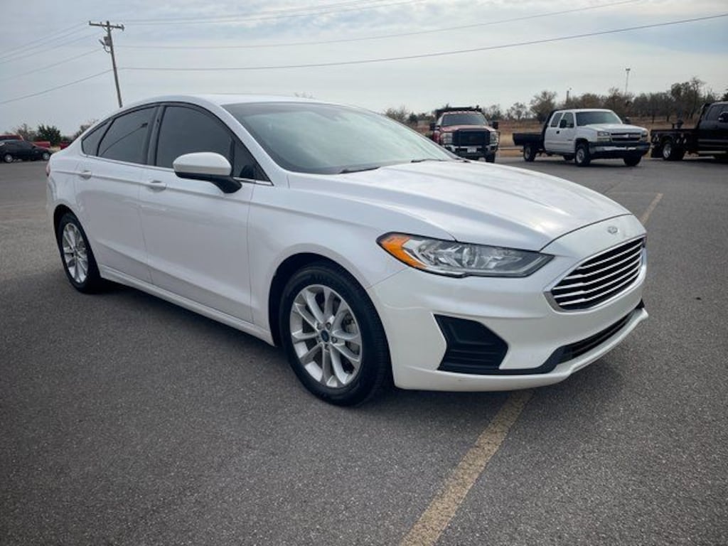 Used 2019 Ford Fusion SE Sedan