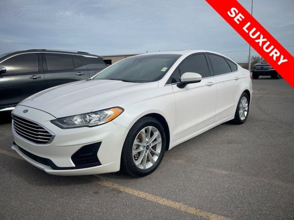 Used 2019 Ford Fusion SE Sedan