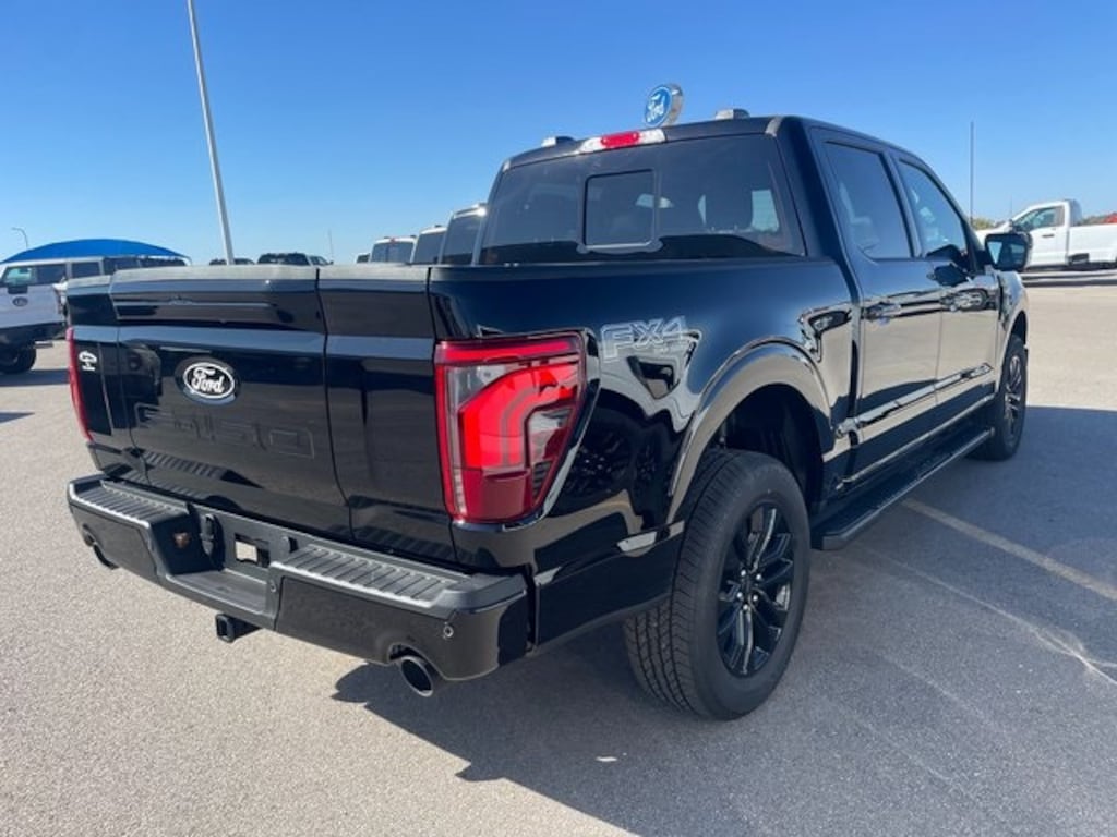 New 2025 Ford F-150 Lariat Truck SuperCrew Cab