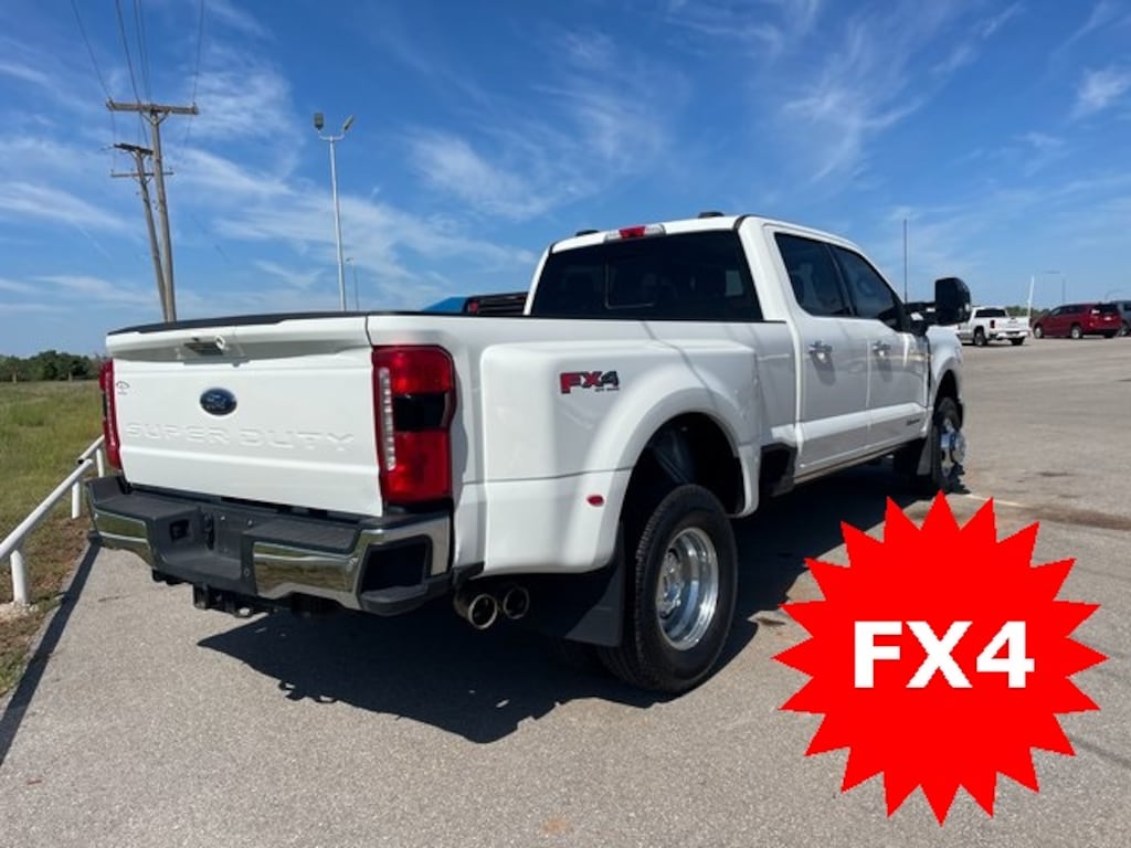 Used 2023 Ford F-350  Truck Crew Cab