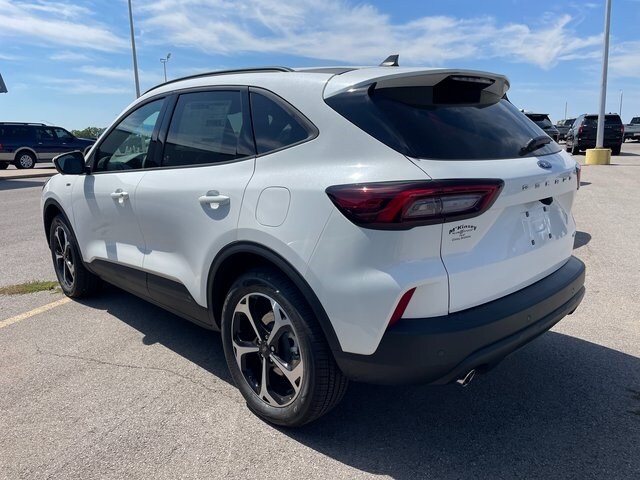 2025 Ford Escape ST-Line Select photo 4