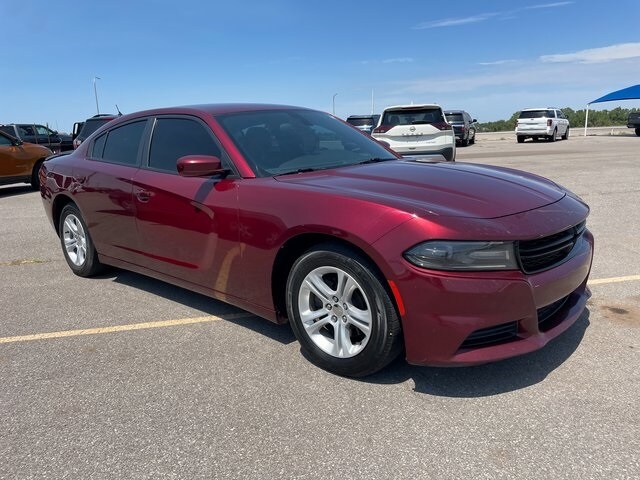 Used 2018 Dodge Charger SXT with VIN 2C3CDXBG4JH114797 for sale in Clinton, OK