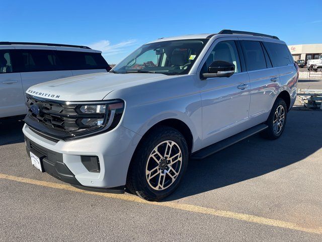 2026 Ford Expedition Active 4x4's photo