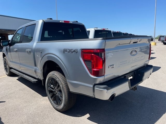 2025 Ford F-150 XLT photo 4