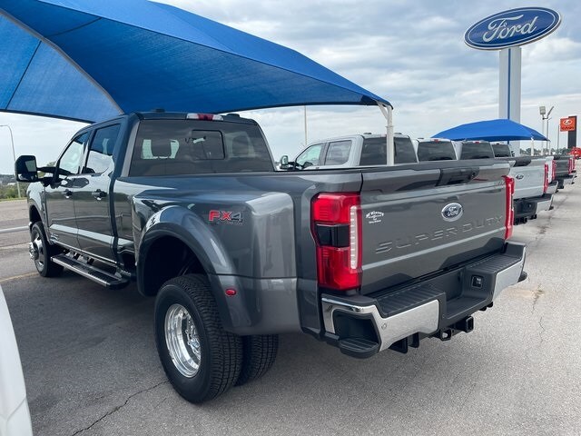 2026 Ford F-350 XLT photo 4