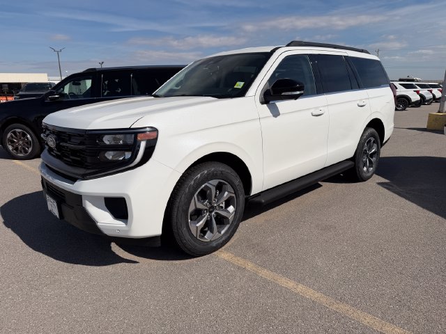 2027 Ford Expedition Active