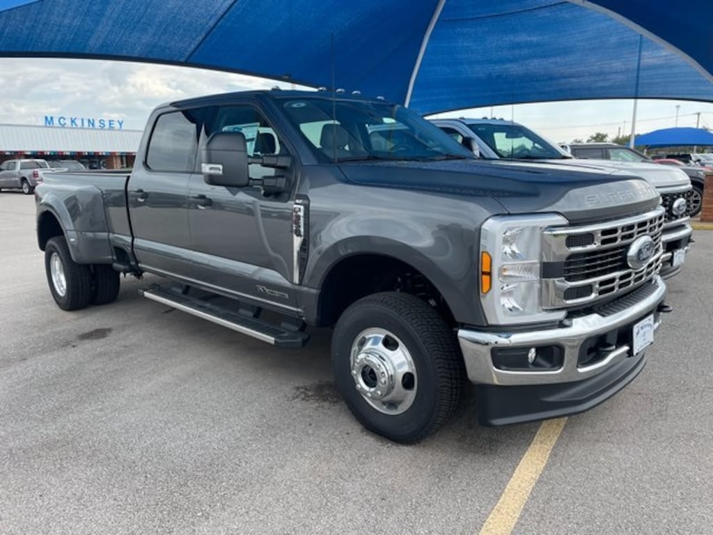 New 2026 Ford F-350  Truck Crew Cab
