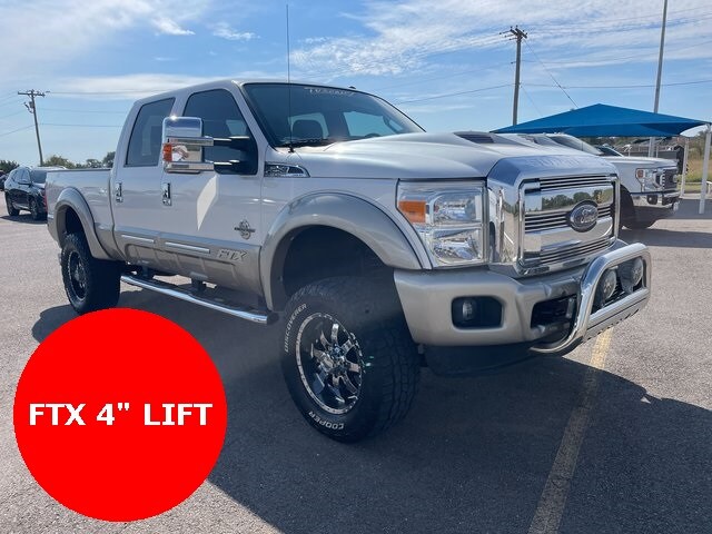 2015 Ford F-250 XLT photo 3