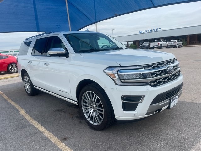 Used 2022 Ford Expedition Platinum with VIN 1FMJK1MT6NEA56832 for sale in Clinton, OK