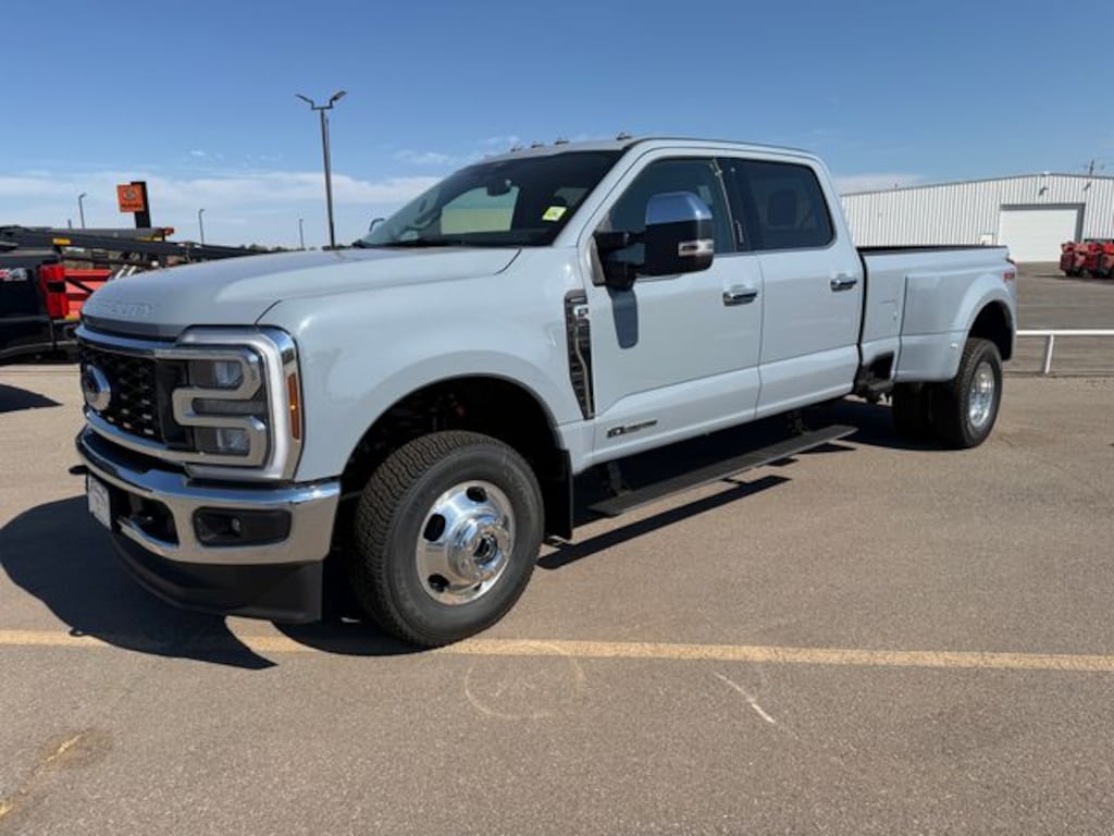 New 2026 Ford F-350 Truck Crew Cab