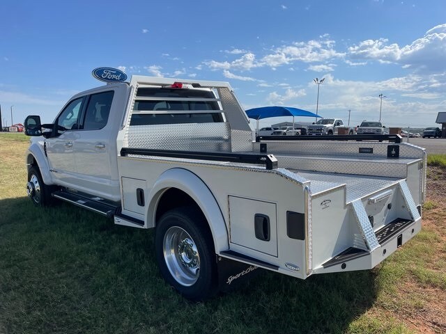2022 Ford F-450 photo 3