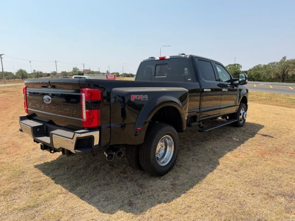 New 2026 Ford F-350 Truck Crew Cab