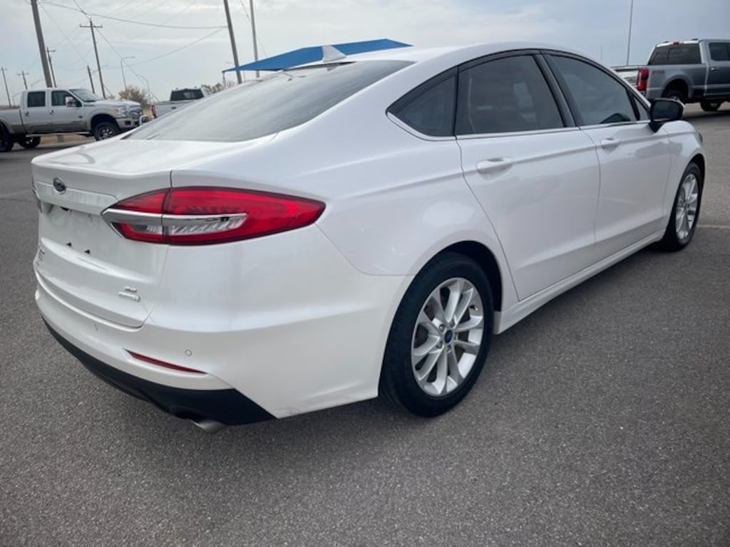 Used 2019 Ford Fusion SE Sedan