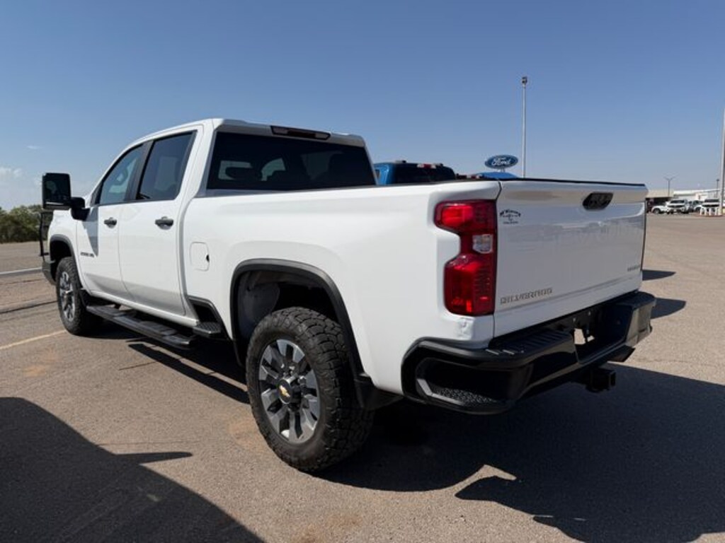 Used 2024 Chevrolet Silverado 2500 HD Custom Truck Crew Cab