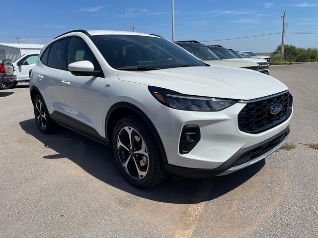 2025 Ford Escape ST-Line Select photo 2
