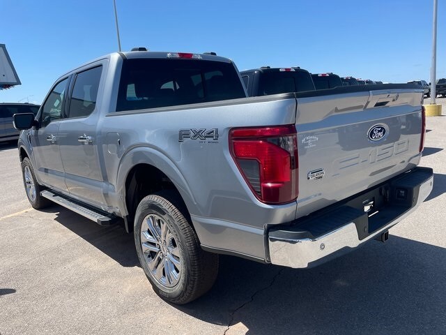 2025 Ford F-150 XLT photo 4