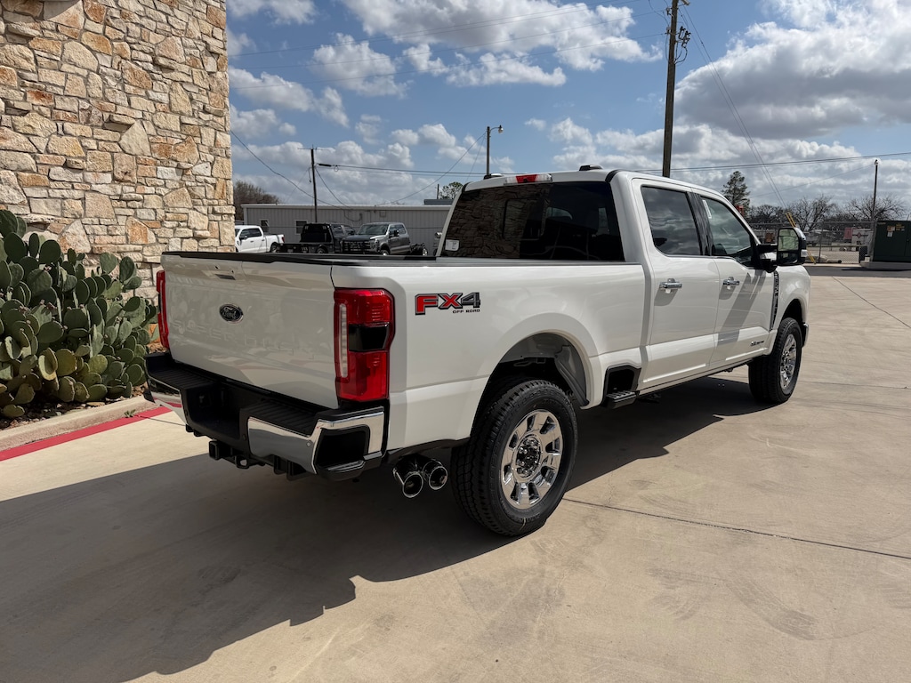New 2026 Ford Super Duty F-250® Lariat® TRUCK