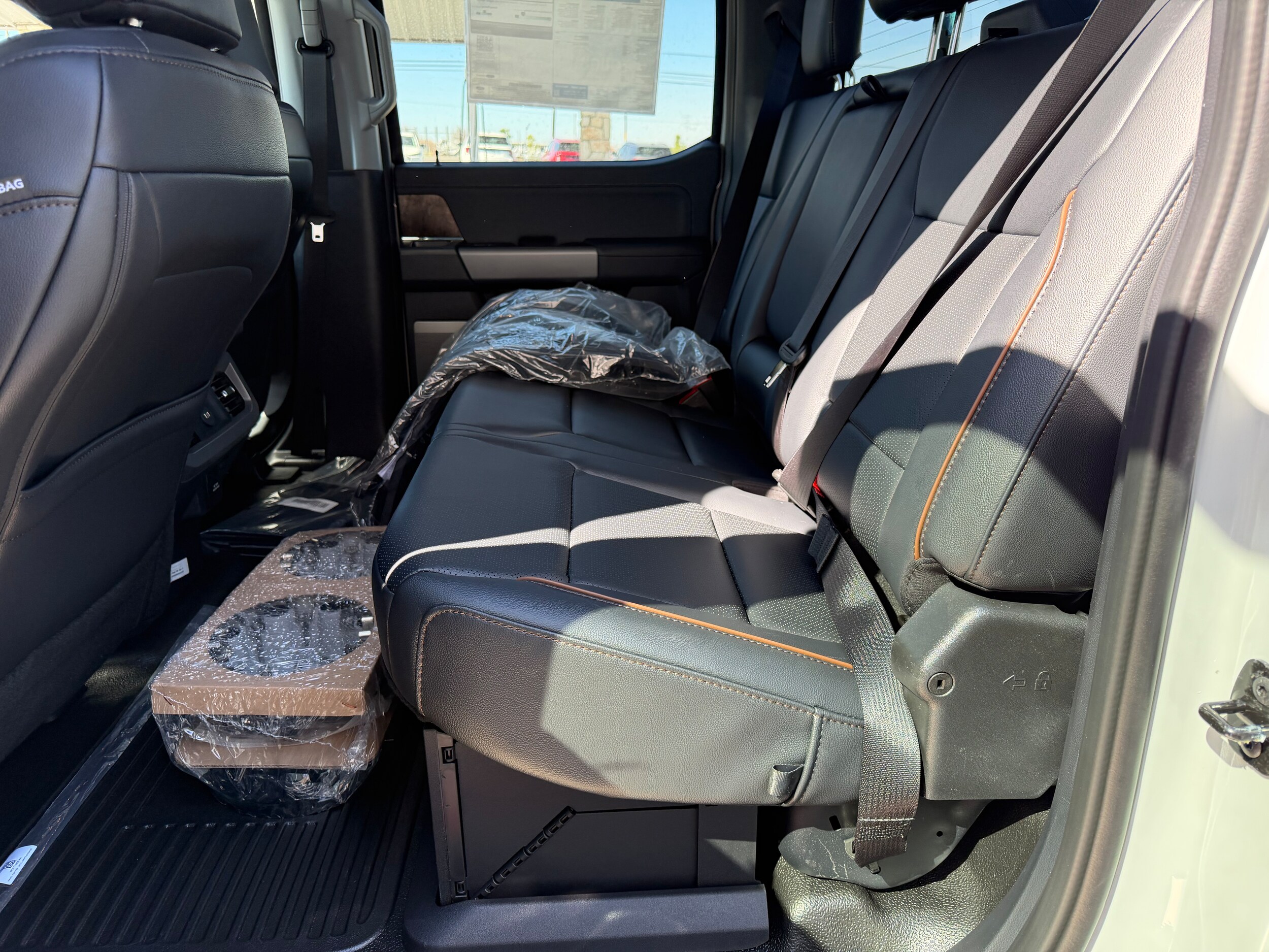 2026 Ford F-350 Super Duty Lariat - Photo 6