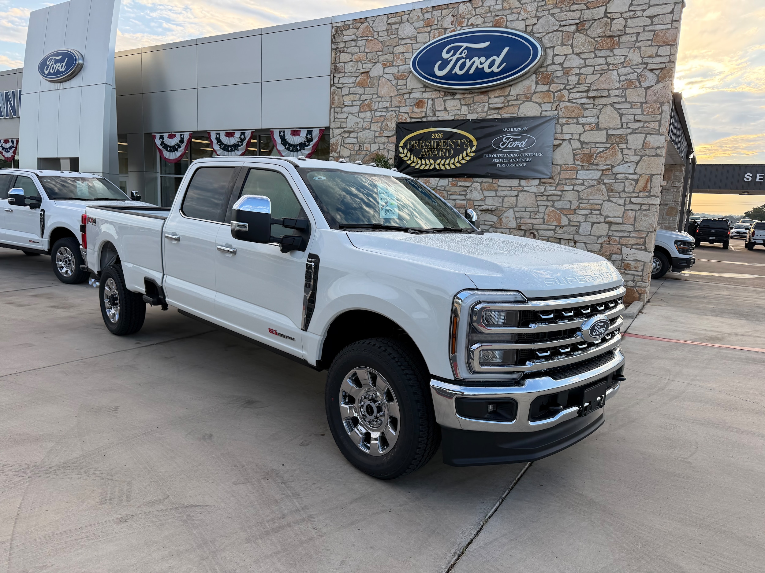 New 2027 Ford F-Series Sd F350 4X4CREW/CS