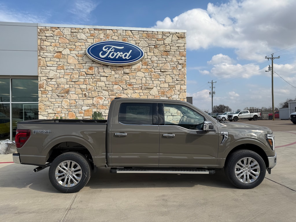 New 2026 Ford F-150 Lariat TRUCK