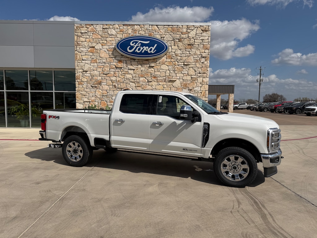 New 2026 Ford Super Duty F-250® Lariat® TRUCK