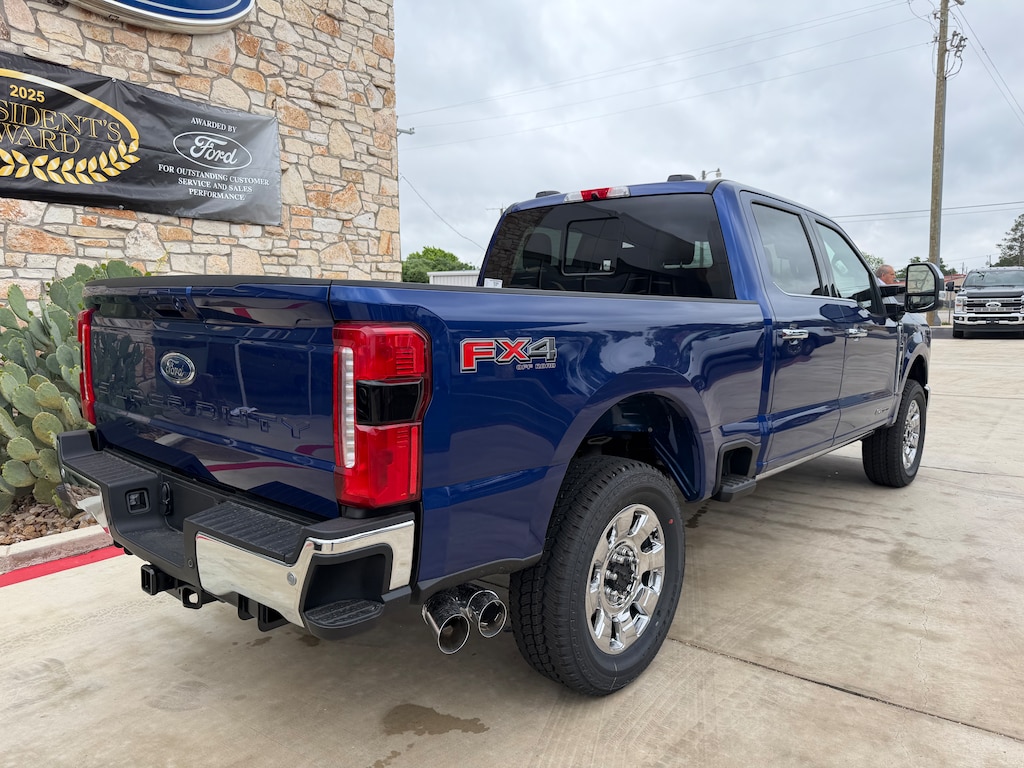New 2026 Ford Super Duty F-250® Lariat® TRUCK