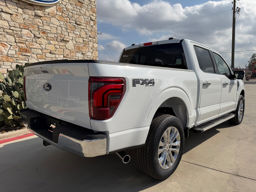 New 2026 Ford F-150 Lariat TRUCK
