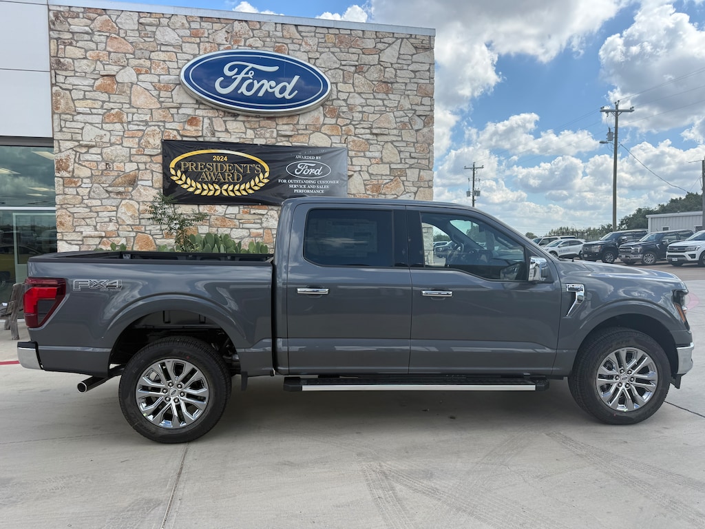 New 2025 Ford F-150 XLT TRUCK