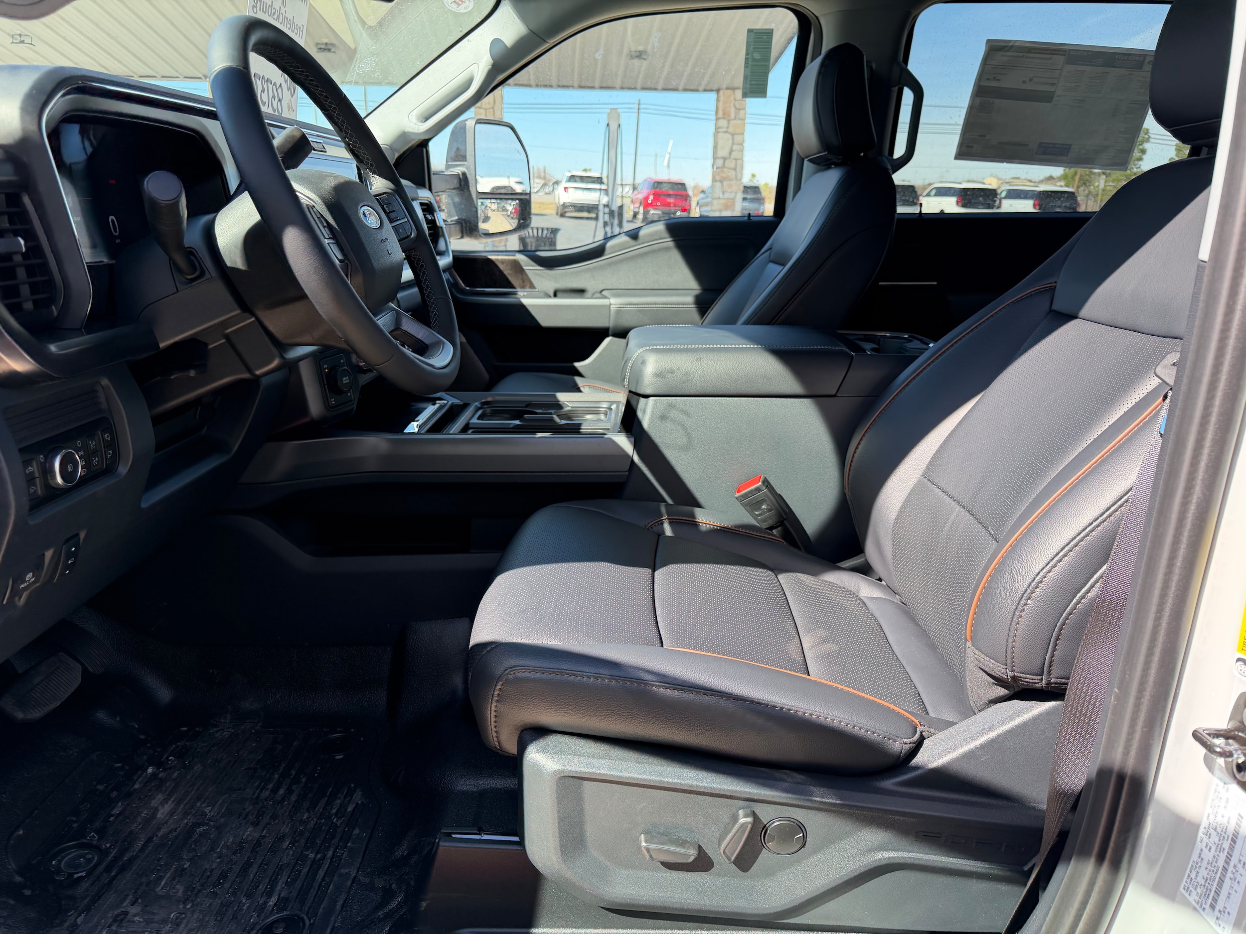 2026 Ford F-350 Super Duty Lariat - Photo 7