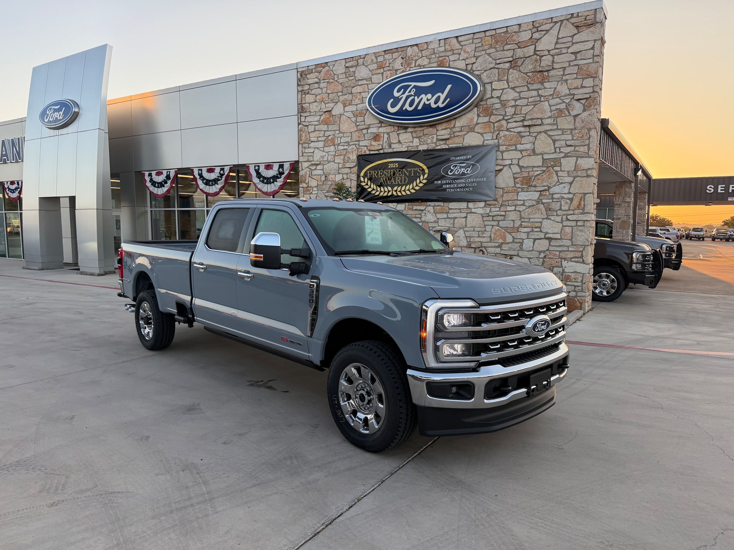 New 2027 Ford F-Series Sd F350 4X4CREW/CS