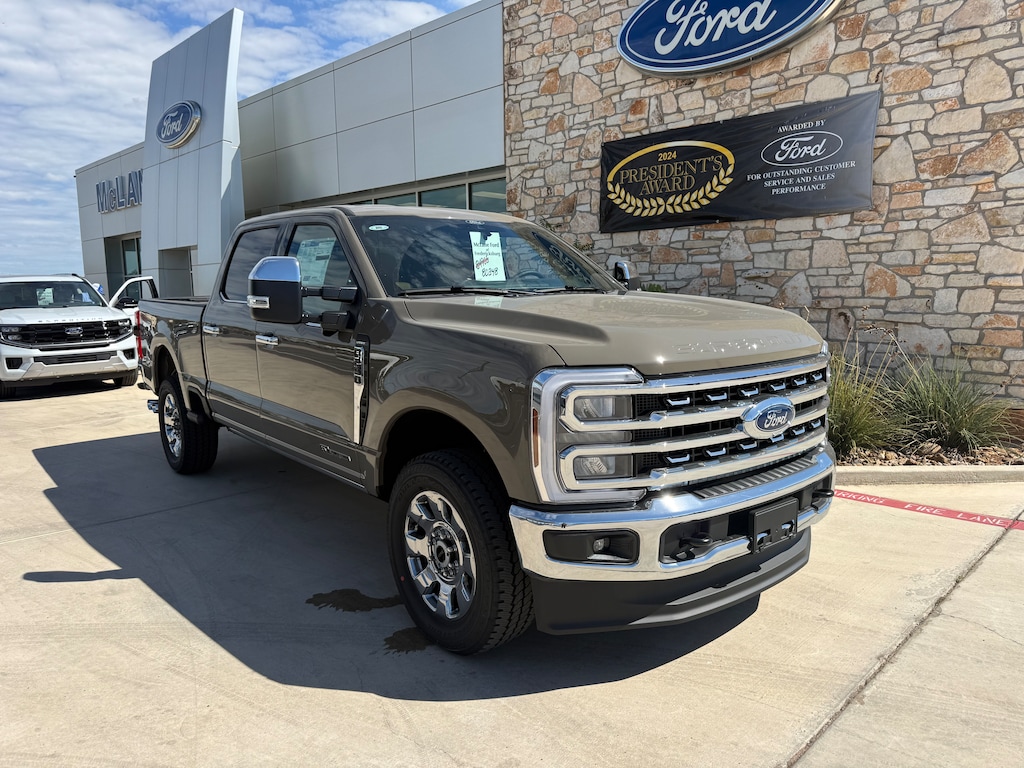 New 2026 Ford Super Duty F-250 Lariat TRUCK
