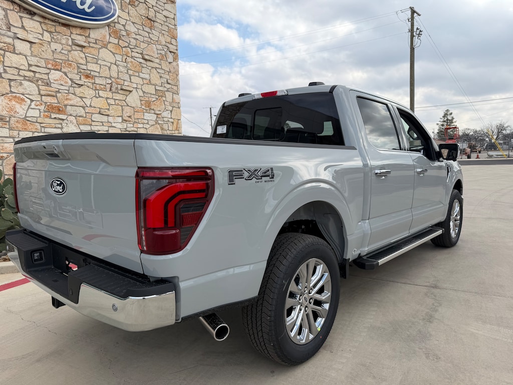 New 2026 Ford F-150 Lariat TRUCK