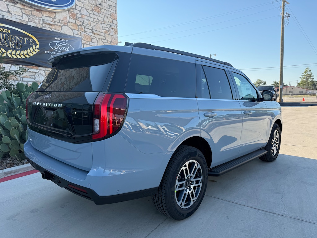 New 2025 Ford Expedition Active SUV