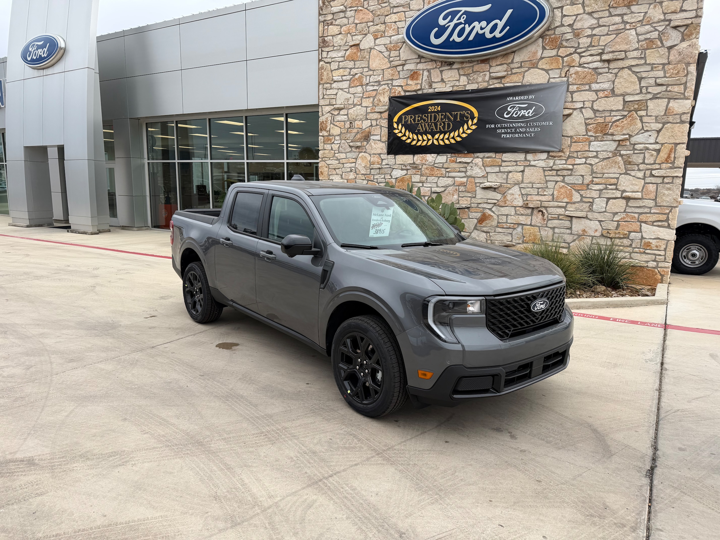 2026 Ford Maverick Lariat's photo