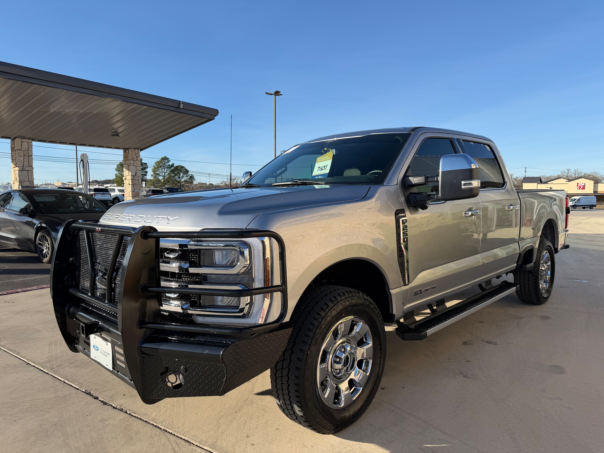 2024 Ford F-250 Super Duty Lariat's photo