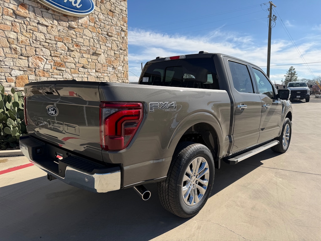 New 2026 Ford F-150 Lariat TRUCK