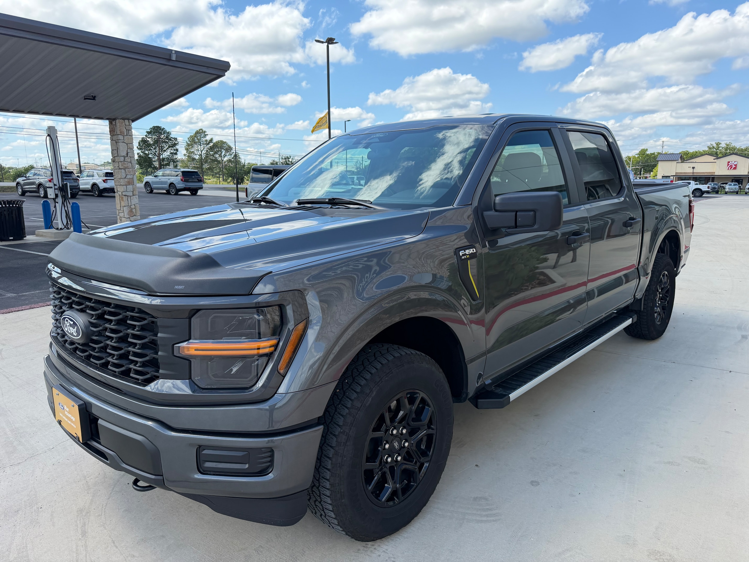 2025 Ford F-150 STX 4x4 SuperCrew 5-1/2 Box's photo