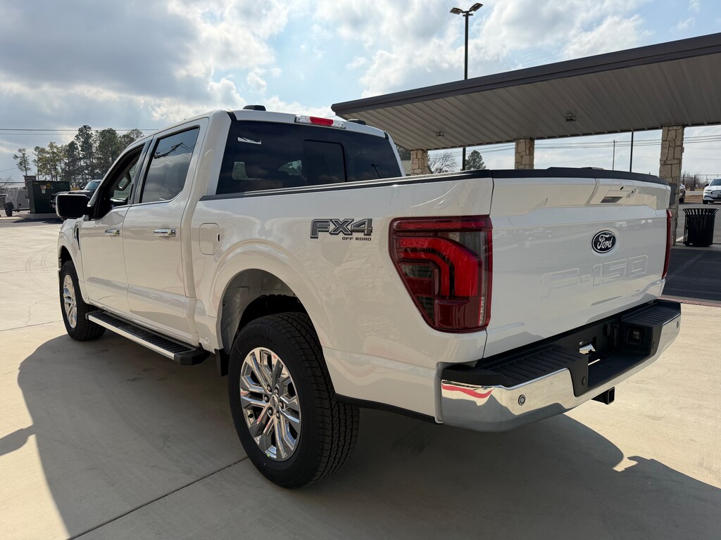 New 2026 Ford F-150 Lariat TRUCK