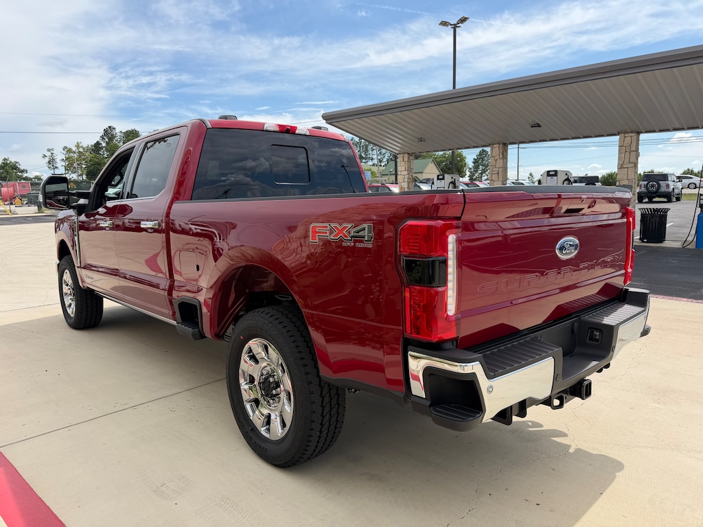 New 2026 Ford Super Duty F-250® Lariat® TRUCK